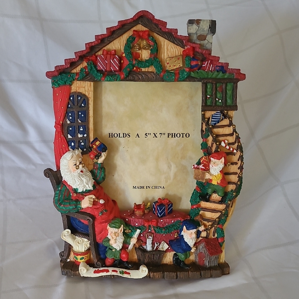 Grandeur Noel Polyresin Santa Workshop Collectible Hand-painted Photo Frame